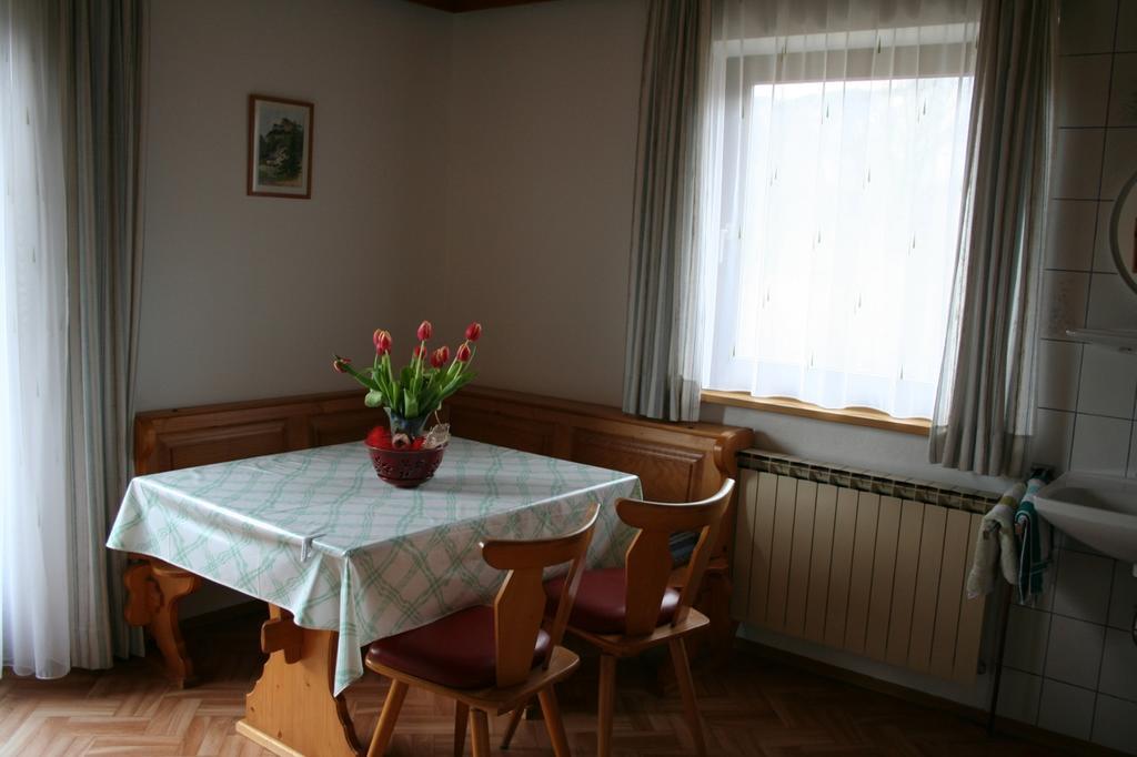 Ferienwohnungen Grabnerbauer Mondsee Zimmer foto