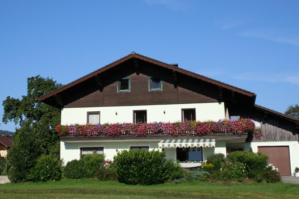 Ferienwohnungen Grabnerbauer Mondsee Zimmer foto