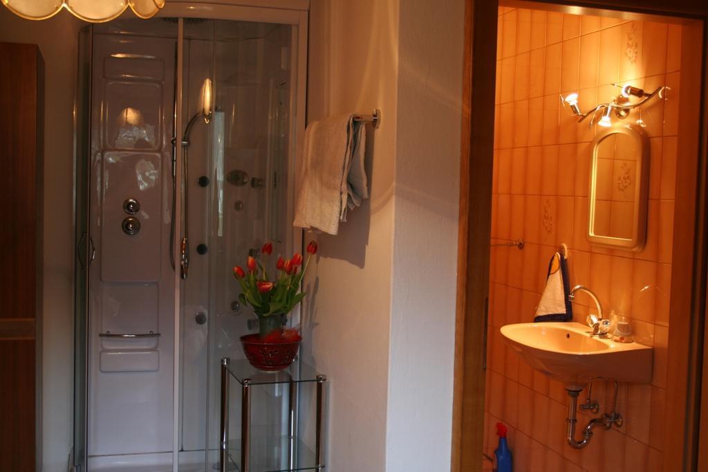 Ferienwohnungen Grabnerbauer Mondsee Zimmer foto
