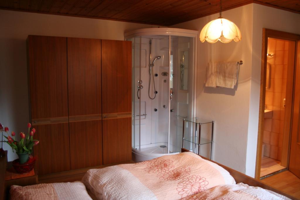 Ferienwohnungen Grabnerbauer Mondsee Zimmer foto